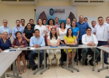 FORO EN COZUMEL: Presenta Marybel avances de propuesta para reducir IVA e ISR en islas