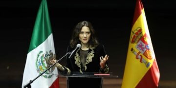 Morena frena tácticas de la ultraderecha global ante visita de Isabel Díaz Ayuso