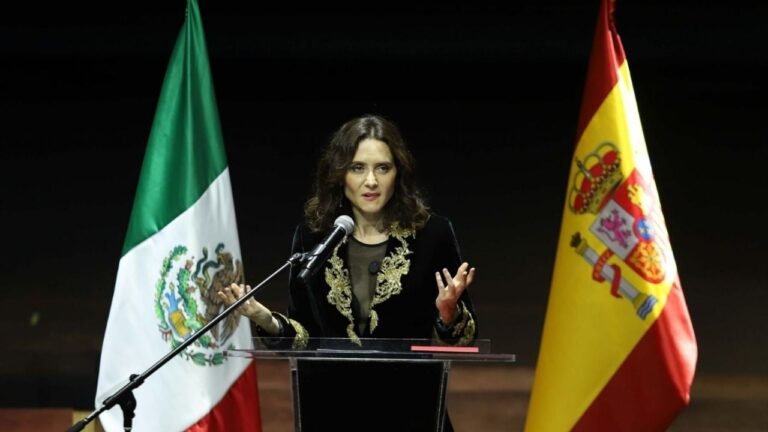 Morena frena tácticas de la ultraderecha global ante visita de Isabel Díaz Ayuso