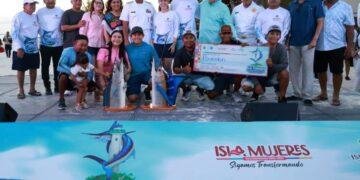 “Poseidón” gana torneo internacional de pesca en Isla Mujeres