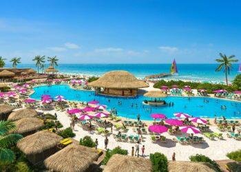 PLAYAS PRIVATIZADAS: Enfrenta Royal Caribbean rechazo en Cozumel por proyecto beach club
