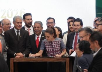 Sindicatos cierran filas con Sheinbaum para salvaguardar la autonomía del Estado