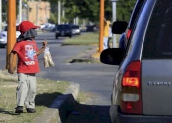 PROBLEMÁTICA COMPLEJA: Persiste trabajo infantil bajo justificación de acompañamiento familiar