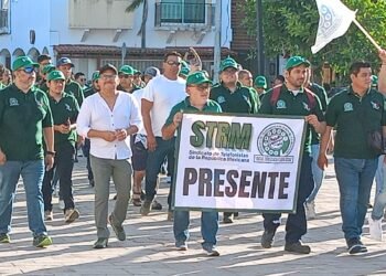 DÍA DEL TRABAJO: Marchan docentes, hoteleros y transportistas en QR