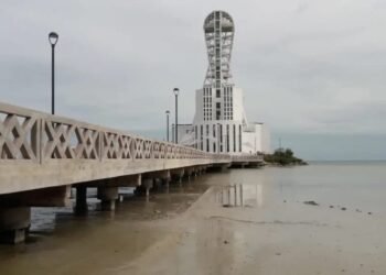 “ELEFANTE BLANCO”: Plantea Joaquín Hendricks concesionar Megaescultura para rescatarla del abandono
