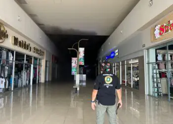 Cierran temporalmente Mi Plaza Héroes tras incendio de una tienda de ropa 3 Cierran temporalmente Mi Plaza Héroes tras incendio de una tienda de ropa