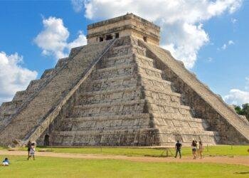 CINFLICTO EN CHICHÉN ITZÁ: Alertan crisis turística por cierre del sitio