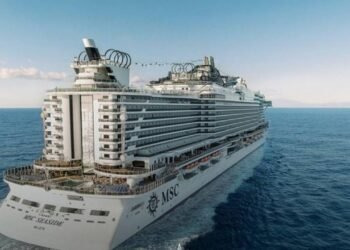 Burdeos aísla crucero Ambition: brote gastrointestinal confina a 1.700 personas