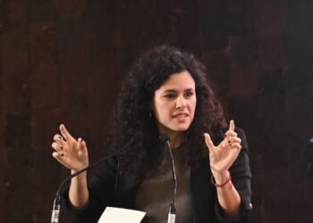 Desmontando la verdad oficial: un derecho ciudadano innegociable