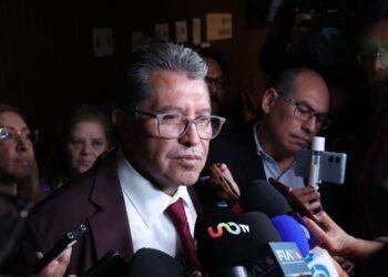 Monreal detalla la estrategia para posponer elección judicial