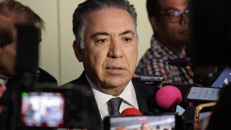 Inzunza responde a FGR: defensa propia y renuncia al fuero por narco