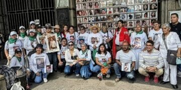 Madres de Morelos resignifican el 10 de mayo con Pasillo de la Verdad