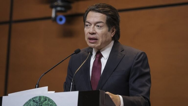 Ineficacia de Delgado amenaza futuro educativo: Senado exige su dimisión
