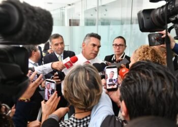 Morena busca frenar a Maru Campos: El PRI escala su defensa política