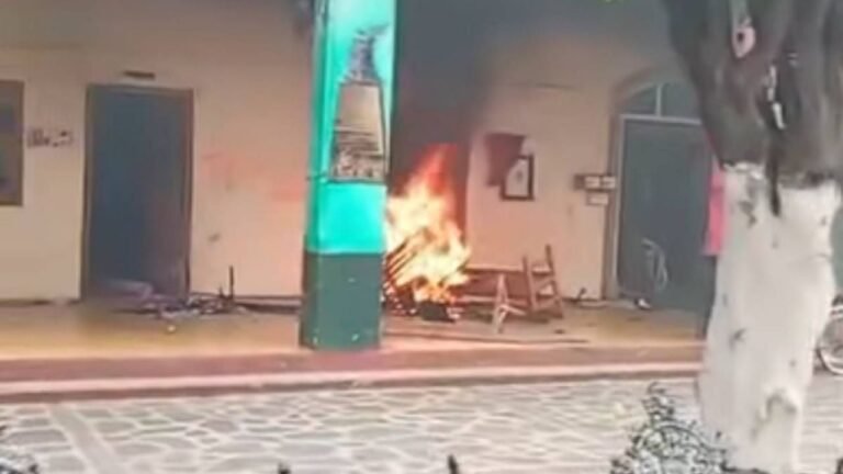 Michoacán: Violencia dispara protesta y exigen renuncia de alcaldesa