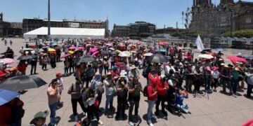 Docentes rechazan alza salarial y escalan huelga nacional inminente