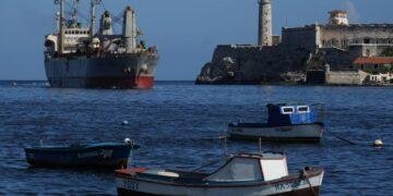 México y Uruguay despliegan apoyo vital ante crisis cubana