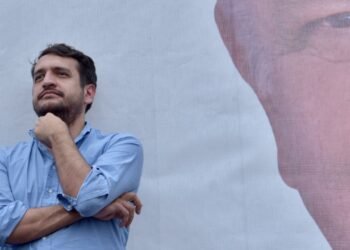Impulso político sin título: López Beltrán escala en Morena