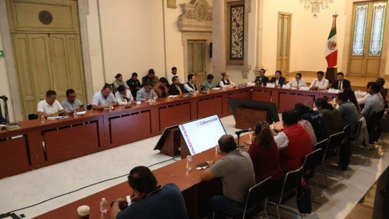 CNTE eleva demanda de justicia ante gobierno federal por represión en Mitla