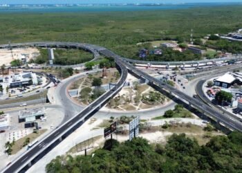 EXPECTATIVA-REALIDAD: Puente Nichupté inaugurado, pero aún no hay acceso a vehículos