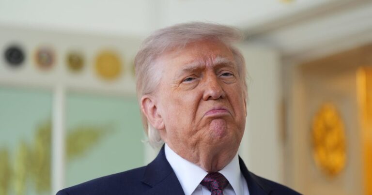 Trump: Irán falsea acuerdo nuclear y ataques exacerban tensión