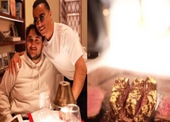 AUSTERIDAD EN DEBATE: Exhiben a hijo menor de AMLO en restaurante de lujo ligado a Salt Bae 5 AMLO COMIDA ORO