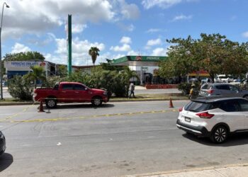 TRAS SISMO: Detectan grietas y cierran tramo de la avenida López Portillo en Cancún