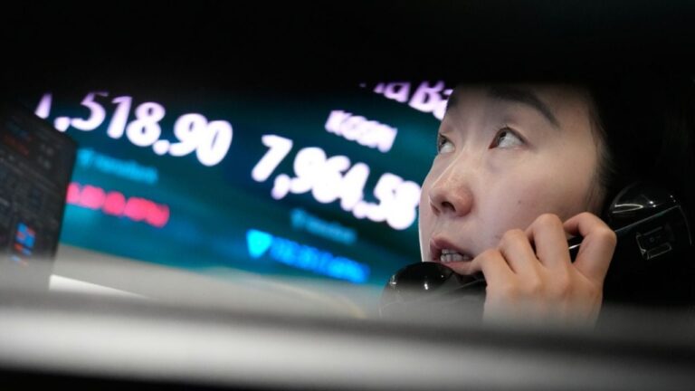 Tensiones geopolíticas hunden bolsas y disparan el petróleo global