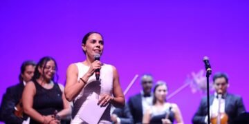 Debuta Orquesta de Cámara Municipal de Cancún en Teatro de la Ciudad