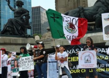 | CAMINOS DEL MAYAB | Política, futbol y descontento social