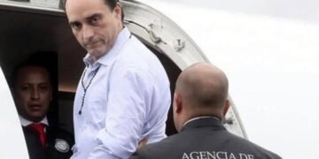 | ROMPEOLAS | Borge a horas de salir del Ceferepsi