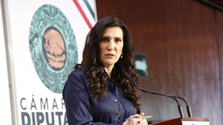 Diputada López Rabadán confronta SCJN por asistencia a evento partidista