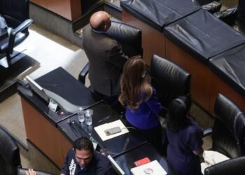 Congreso valida reforma judicial bajo protesta opositora y sin debate