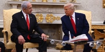Trump increpa a Netanyahu: "En prisión si no fuera por mí"