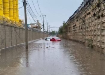 Gobernadores activan medidas urgentes por onda tropical 4 en el sureste