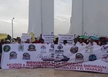 MAHAHUAL: Se reúne Alicia Bárcena con habitantes tras cancelación de Perfect Day 3 MAHAHUAL: Se reúne Alicia Bárcena con habitantes tras cancelación de Perfect Day