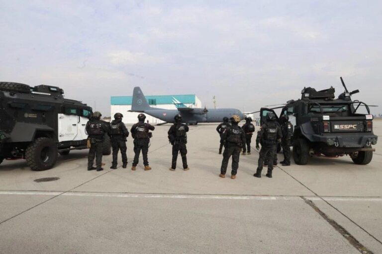 Fuerzas federales mueven a 88 internos de alta peligrosidad a Chiapas