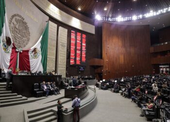 Congreso perpetúa el desacato legislativo en publicidad oficial