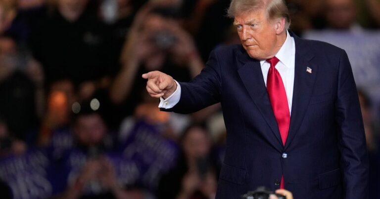 Trump endurece postura y amenaza con represalias tras ataque en Jordania