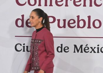Claudia Sheinbaum rechaza acusaciones de censura sobre derechos de audiencia