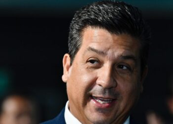 Tribunal federal revierte desbloqueo de activos de García Cabeza de Vaca