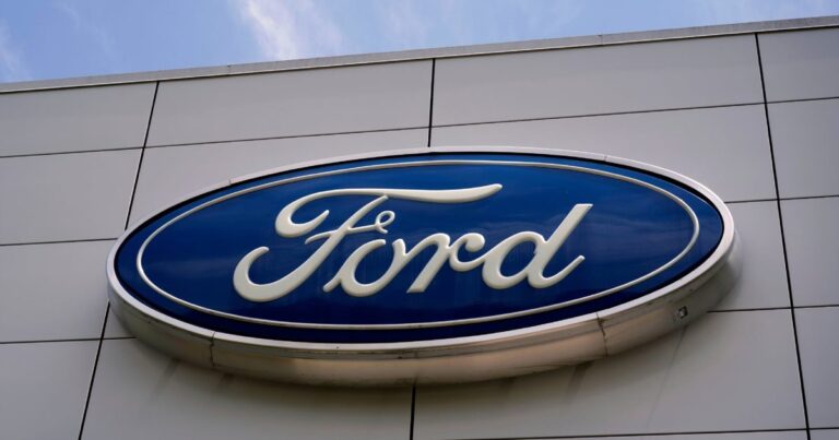 Ford retira 565.691 unidades de Bronco por riesgo de ignición motriz
