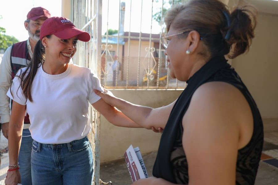 Recorren Ana Paty y “Gino” Segura la SM 60 de Cancún 1 ANA2