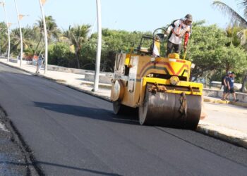 Arranca pavimentación de la Prolongación Rueda Medina en Isla Mujeres
