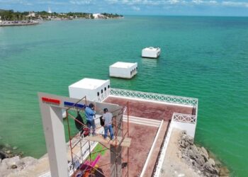 “SE VOLARON LA BARDA”: Denuncia regidor millonario sobrecosto en nuevo mirador del muelle fiscal