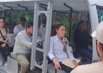 INICIA GIRA: Sheinbaum recorre Tulum y se reúne con empresarios turísticos