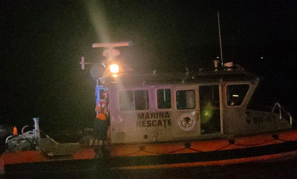 CHETUMAL: Rescata Marina a seis personas tras hundimiento de lancha 1 WhatsApp Image 2026 07 24 at 7.19.13 AM 1