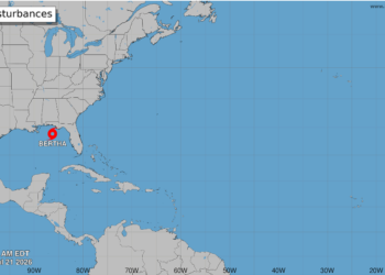 Se intensifica la tormenta tropical Bertha en el Golfo; Fausto ya es huracán en el Pacífico