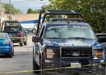 Atacan a balazos a un hombre junto al mercado El Chetumalito