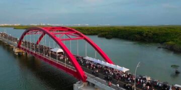 Primera edición de “PuenteAndo” reúne a más de 6 mil personas